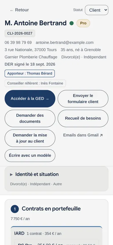 Fiche client dans VotreCRM, sur un téléphone.